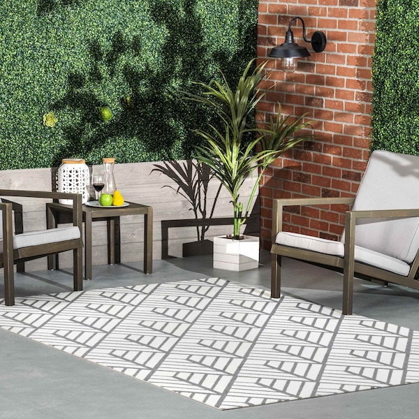 Nuloom Tiffany Contemporary Diamond Indoor/Outdoor Area Rug 5ft x 8ft HJOA13B-508 - main
